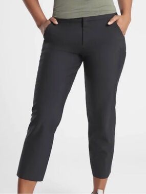 Athleta Stellar Straight Crop Pants Size 6 Black High Rise Travel Work Pant